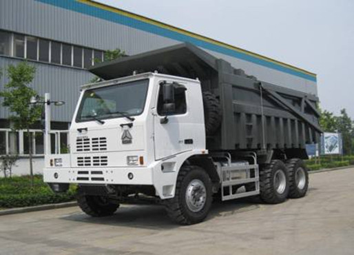 HOWO Mining Tipper 6*4 GVM 700000kg Wheel Base 3800mm