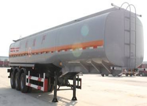 SINOTRUK Fuel Tank Semi-trailer