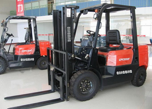 2 Tons Diesel Powered Forklift CPCD 20F