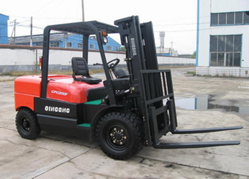 5 Tons Diesel Powered Forklift CPCD50B